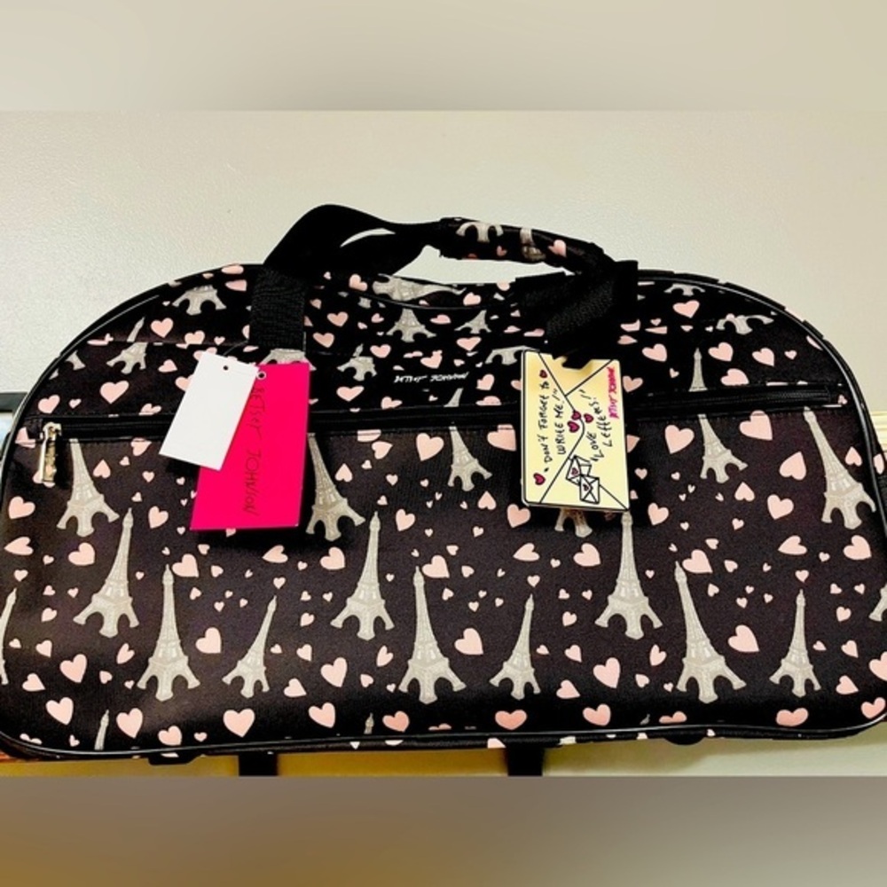 Betsey Johnson Eiffel Tower Heart Rolling Duffel Weekender Bag NWT